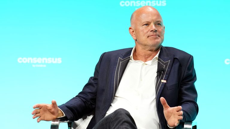 Mike Novogratz, Galaxy Founder and CEO, speaks at Consensus 2024 (CoinDesk/Shutterstock/Suzanne Cordiero)