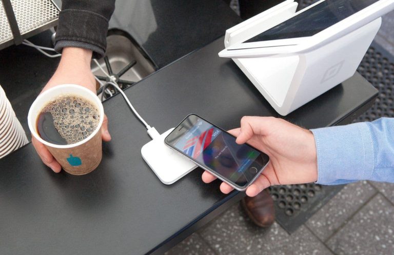 Apple Pay image via Wikimedia Commons