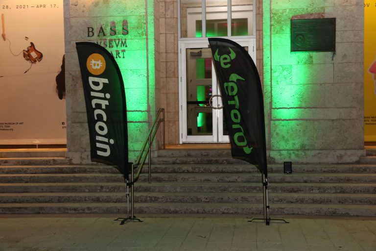(Aaron Davidson/Getty Images for eToro.Art)