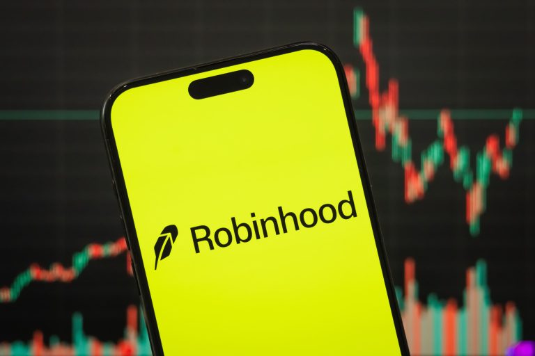 Robinhood app (Getty Images/Cheng Xin)