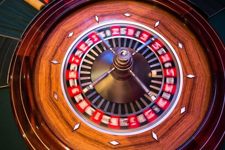 XRP calls are the most traded bets. (stux/Pixabay)